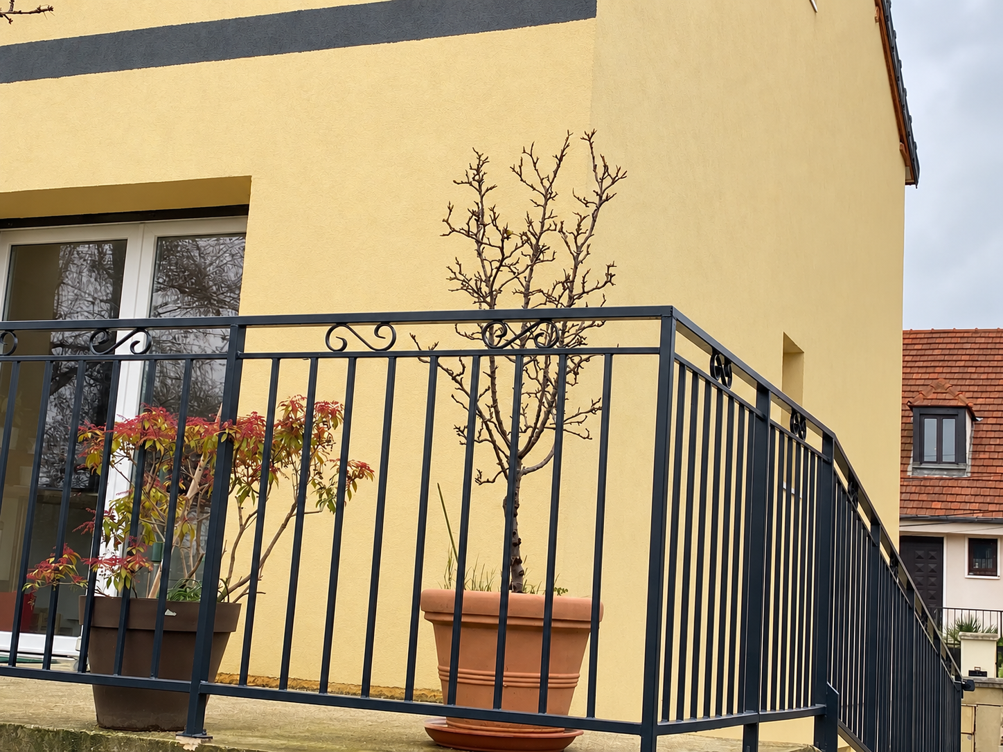 Garde-corps sur mesure cote rue
